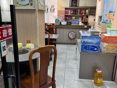 -官塘陈记鱼生·潮汕砂锅粥·牛肉火锅(潮枫路总店)