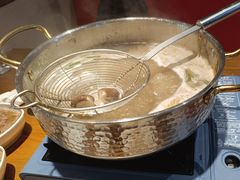 -牛满溢·自助潮汕鲜牛肉火锅(龙汇路店)