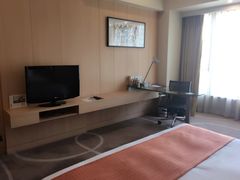 -上海虹桥西郊假日酒店