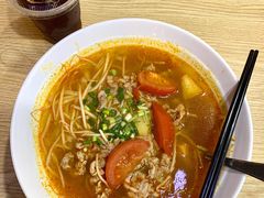 越式酸汤肥牛粉-探越越南牛肉粉(江南西分店)