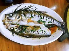 -云河农家乐饭店(福禄缘树山店)