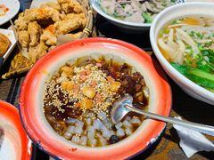 -爆炸头阿姨小四川正宗川味小吃(无任何分店)