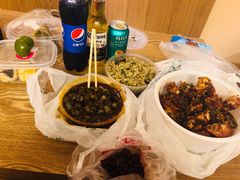 -凤凰路何眼镜香辣蟹(花果园店)