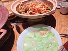 -吃饭皇帝大土家民族菜(荟聚店)