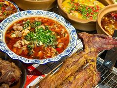 -李双猪·小龙虾·烧烤·羊肉煲(乐山店)