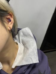 -龙之吻专业刺青·手工耳洞·纹身去色