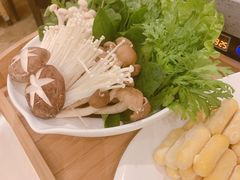 -彩虹坊火锅(宁穿路店)
