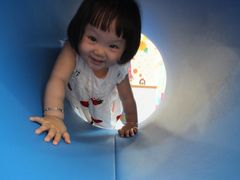 -抱抱熊托育中心(大悦城店)