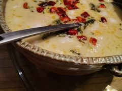 鸭架炖白菜豆腐汤-青年公社烤鸭(宝杨宝龙广场店)