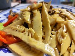 -天天向上素食餐厅(五台山店)