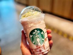白桃绵绵星冰乐-星巴克(青岛火车北站候车大厅店)