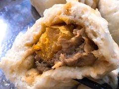 咸蛋黄超人包-老陶包子铺(南大西南村店)