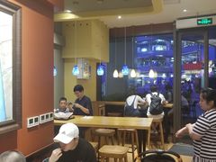大堂-The Habit Burger Grill 哈比特汉堡(爱琴海店)