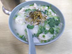 黄鱼小馄饨-顶巧鸡汤馄饨(虹口总店)