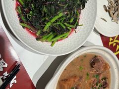 -鑫小城故事·藕汤·家常菜(台北一路总店)