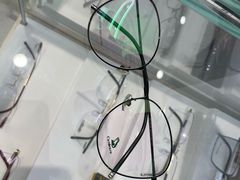 -无界眼镜MaxLess(南翔印象城店)