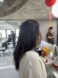 -宫铭烫发染发接发店