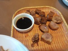 -东口码头·烧鸽子·鱼头泡饼·地方菜(金鹰悦城店)