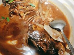 -卢大鲜鱼头捞饭(美利广场店)