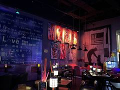 -INLOVE Live House
