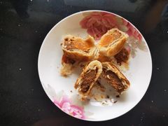 咸蛋黄鲜肉月饼-大富贵(旗舰店)