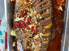 -老街烧烤大排档·地道湖北菜·龙虾馆(汉口火车站店)