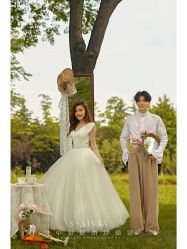 -雪中彩影婚纱摄影·微光艺术中心