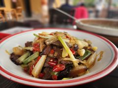 -小洞天柴火土菜馆