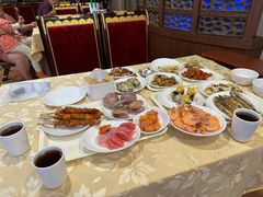 -碧中海汤泉汗蒸酒店