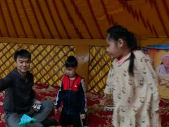 蒙古包-希拉穆仁草原乌日娜餐包