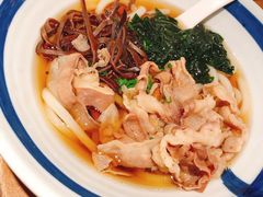 牛肉乌冬面-初居食屋日式料理(万象城购物中心店)
