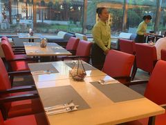 -亮马河饭店翠雅咖啡厅