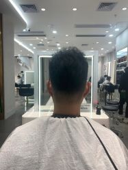 点击看大图 -Kraemer Paris 苏豪路易士·嘉玛发廊