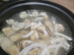 文昌鸡皇椰子鸡-探窝·竹笙椰子鸡(杨箕店)