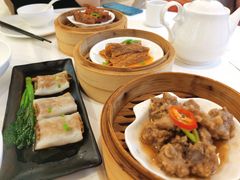 -万龙洲海鲜(大兴绿地缤纷城店)