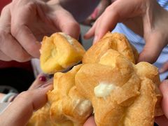 -天品味 一口吃榴莲泡芙