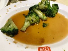 瑶柱西兰花-龙记烧腊茶餐厅(常德路店)