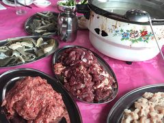 -五洞培记山庄·鲜牛肉火锅