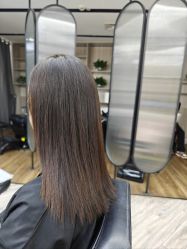 -奈川烫染Salon