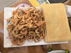 -美顺香食府鱼头老店(雪野湖店)