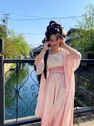 -一揽芳华汉服旗袍体验馆(拙政园店)