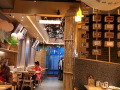 大堂-贰拾捌味·宜宾燃面(春熙路旗舰店)