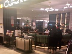 -港丽餐厅(高德置地店)