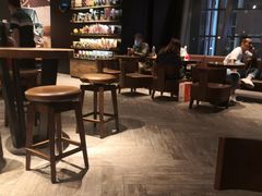 -星巴克(七宝领展广场1F店)