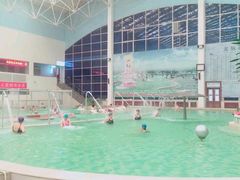 -龙脉温泉室内游泳馆