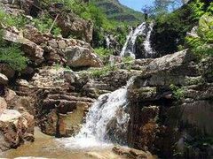 -大平台龙居瀑布旅游区