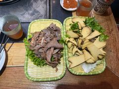 -有一锅·野生菌黑山羊腊排骨火锅(古城北门店)