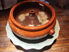 金不换汽锅鸡-中8楼风尚云南菜(颐堤港店)