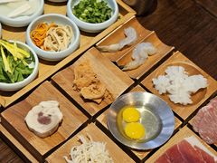 -银米·云南传统过桥米线(双廊黑金冠店)