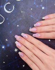 -LISSOM莉森 Nail ·美甲美睫原创定制店